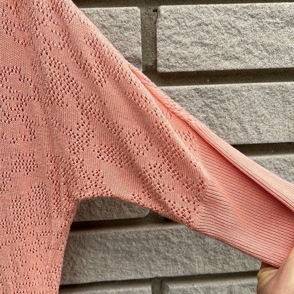 Kismet Open Knit Dolman Short Sleeve Sweater - Coral Size M - Picture 8 of 10